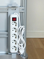 Power Strip with Holder XCSPDY31T4